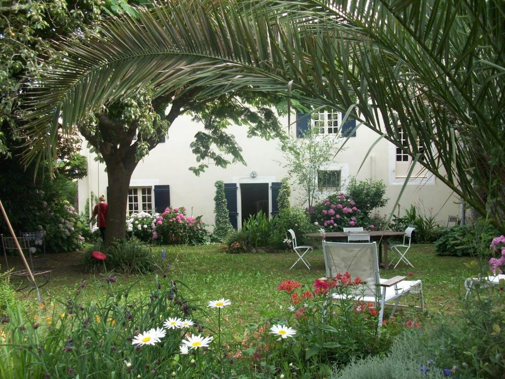 Chambres D'Hotes Aroha Sorde-lʼAbbaye Zewnętrze zdjęcie